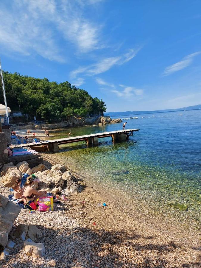 Apartment Ela, Kostrena Rijeka Kültér fotó