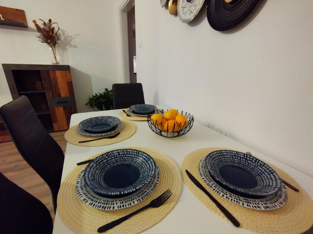 Apartment Ela, Kostrena Rijeka Kültér fotó